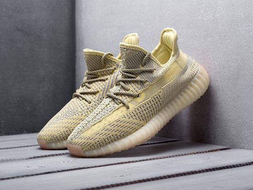Кроссовки Adidas Yeezy 350 Boost v2