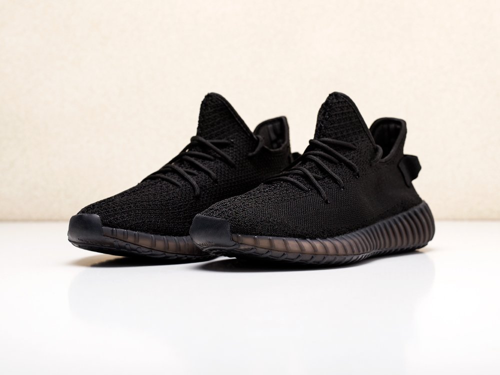 Кроссовки Adidas Yeezy 350 Boost v2 — изображение 2