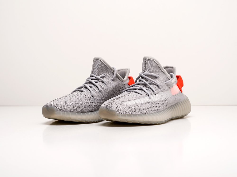 Кроссовки Adidas Yeezy 350 Boost v2 — изображение 2