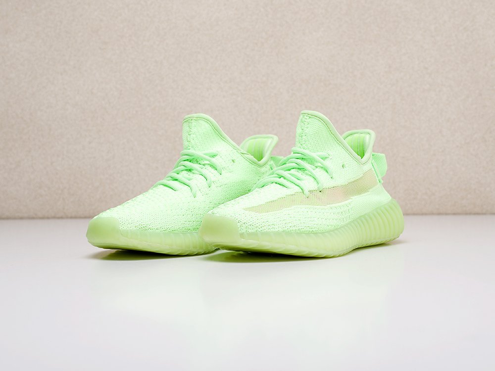 Кроссовки Adidas Yeezy 350 Boost v2 — изображение 2