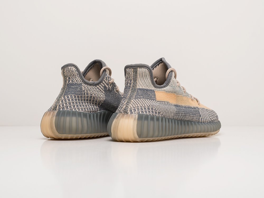 Кроссовки Adidas Yeezy 350 Boost v2 — изображение 3