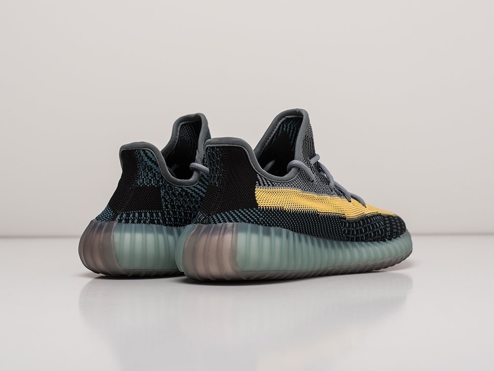 Кроссовки Adidas Yeezy 350 Boost v2 — изображение 3