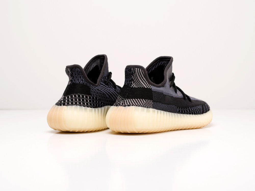 Кроссовки Adidas Yeezy 350 Boost v2 — изображение 3