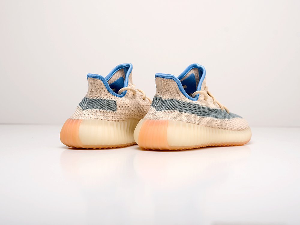 Кроссовки Adidas Yeezy 350 Boost v2 — изображение 3