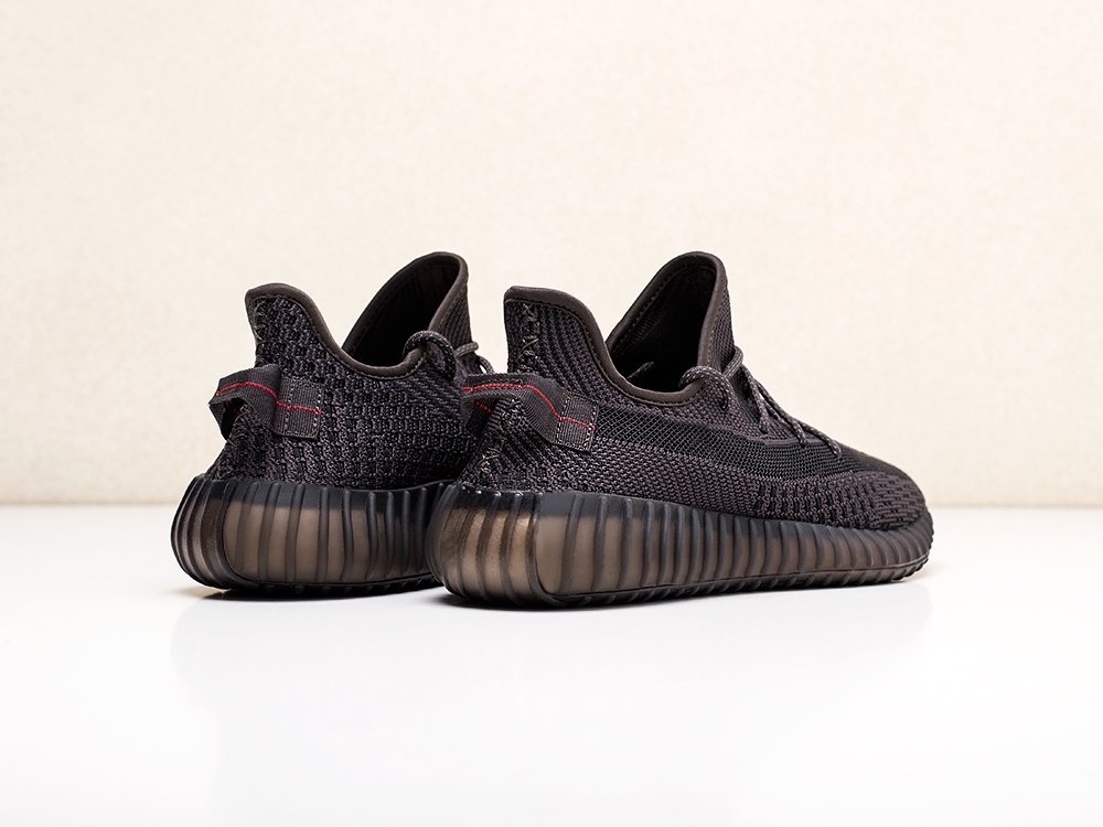 Кроссовки Adidas Yeezy 350 Boost v2 — изображение 3