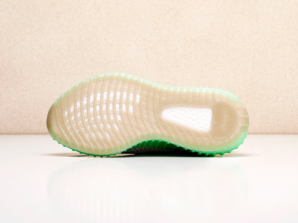 Кроссовки Adidas Yeezy 350 Boost v2 — изображение 4
