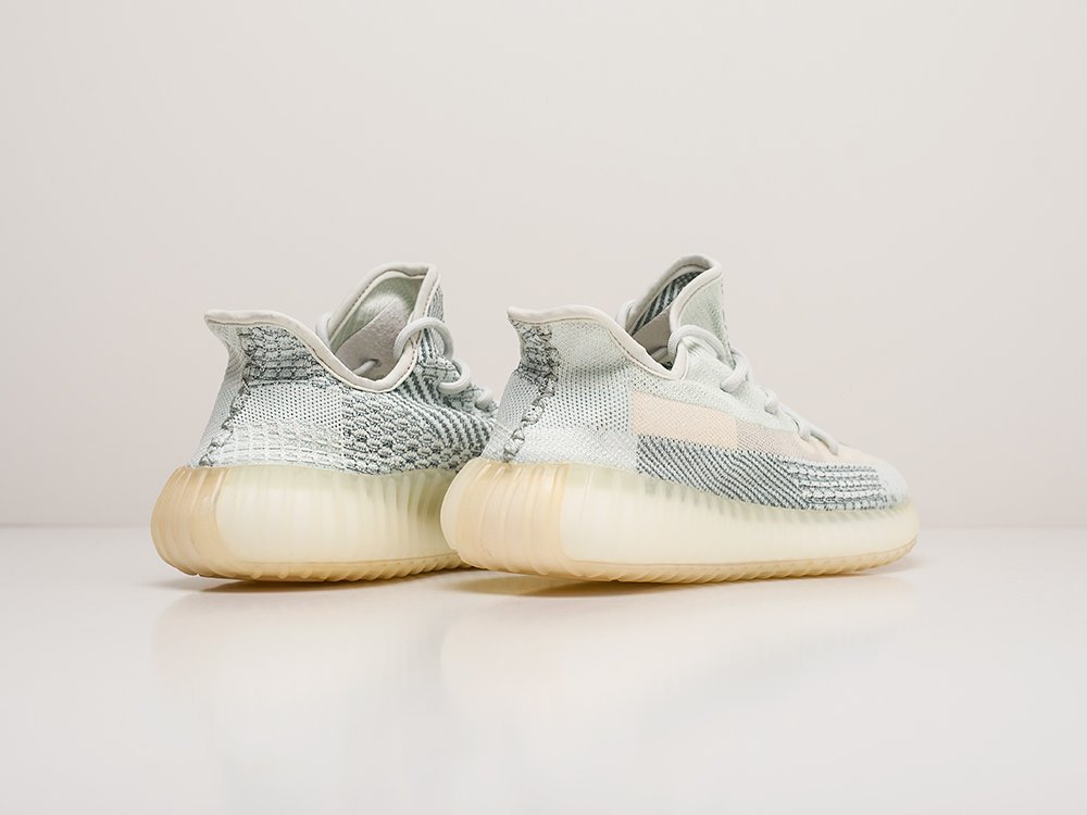Кроссовки Adidas Yeezy 350 Boost v2 — изображение 4