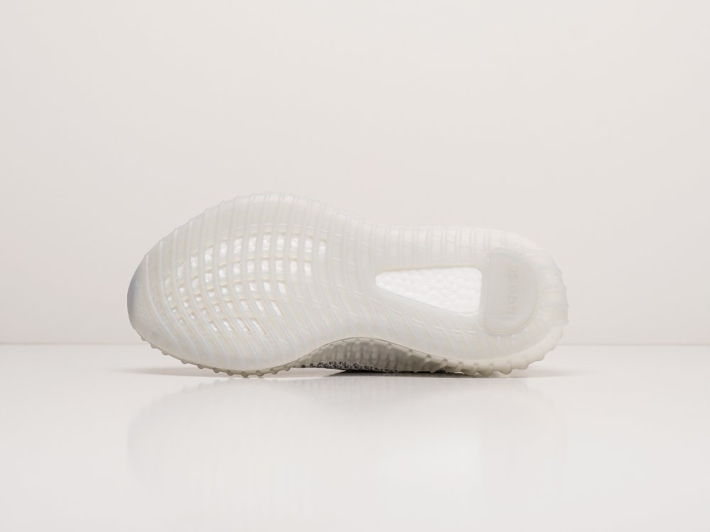 Кроссовки Adidas Yeezy 350 Boost v2 — изображение 4