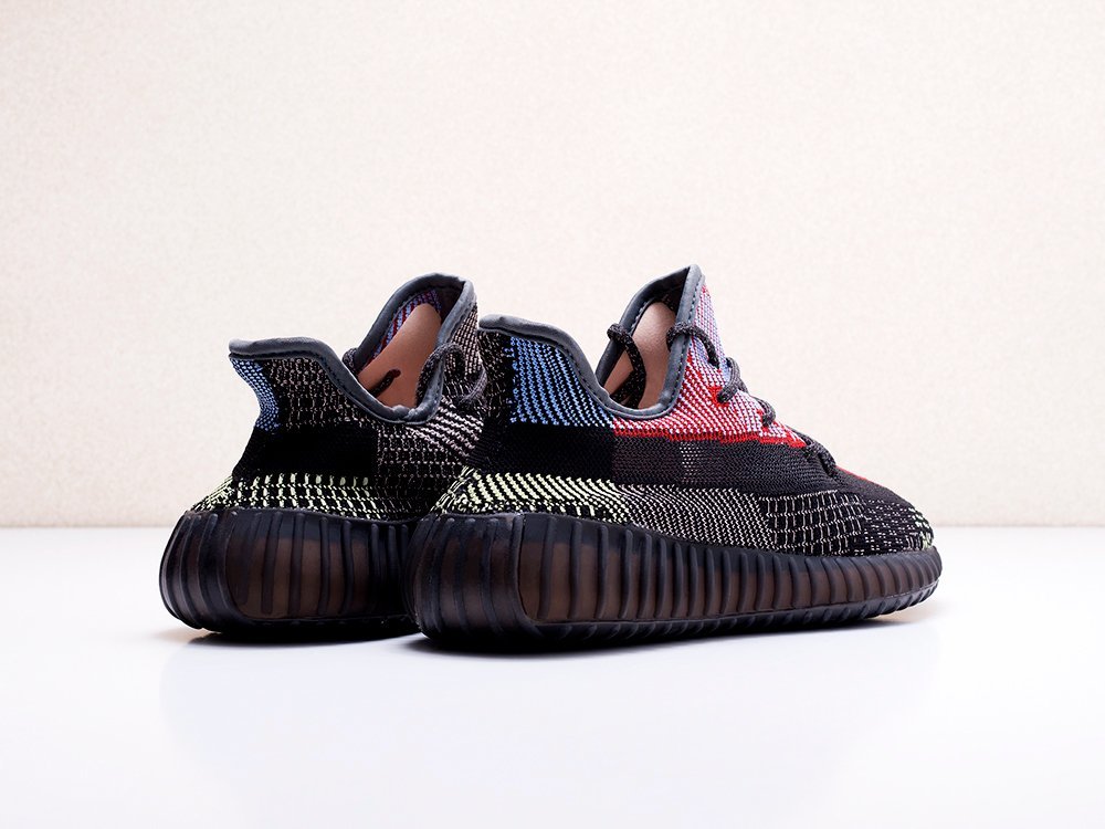 Кроссовки Adidas Yeezy 350 Boost v2 — изображение 4