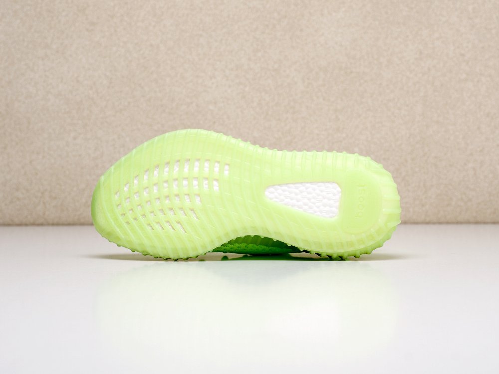 Кроссовки Adidas Yeezy 350 Boost v2 — изображение 4