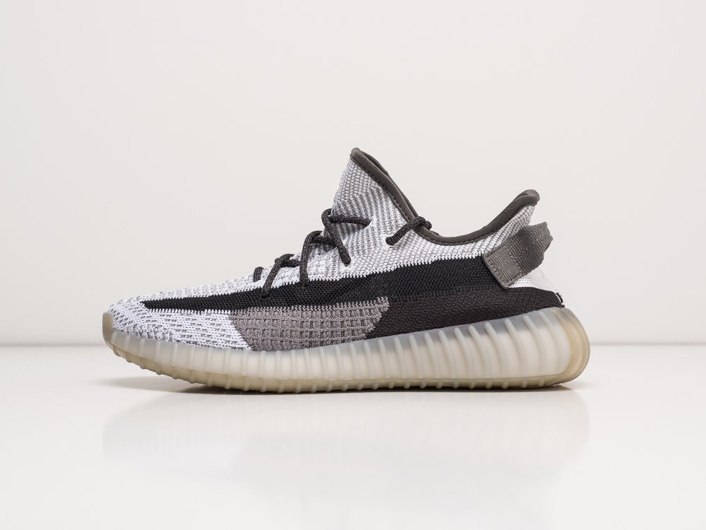 Кроссовки Adidas Yeezy 350 Boost v2 — изображение 5