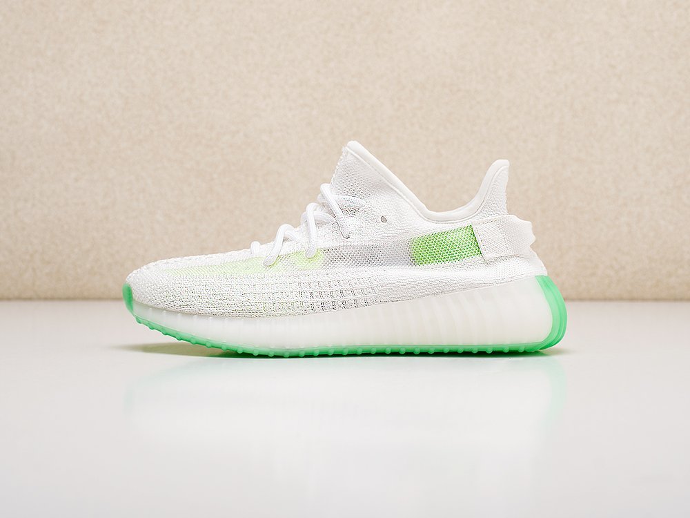 Кроссовки Adidas Yeezy 350 Boost v2 — изображение 5