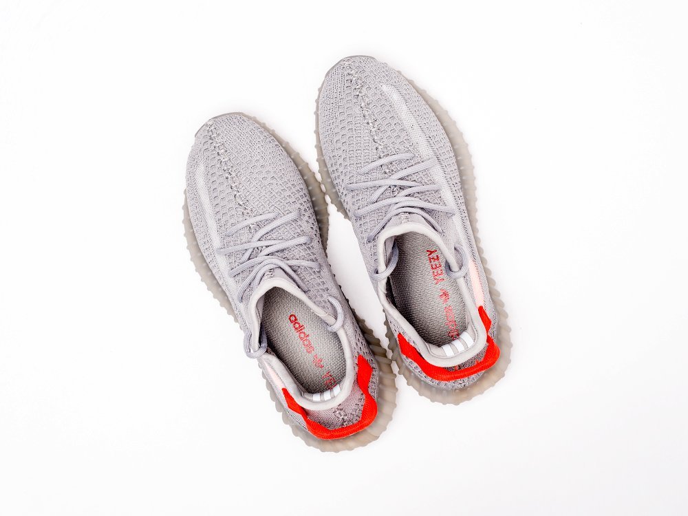 Кроссовки Adidas Yeezy 350 Boost v2 — изображение 6