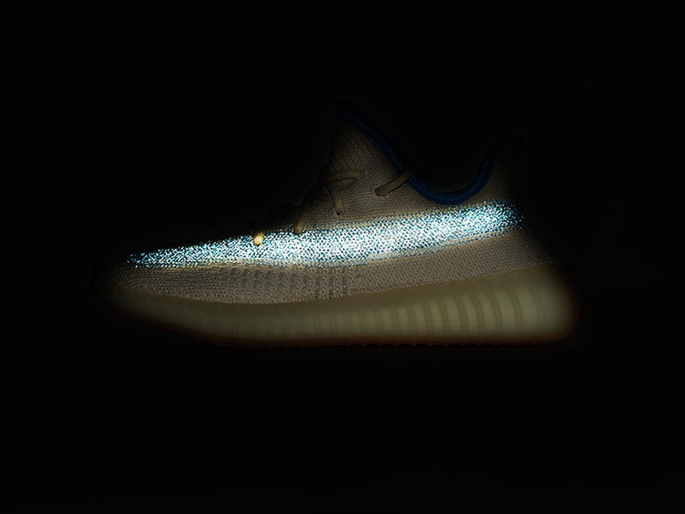 Кроссовки Adidas Yeezy 350 Boost v2 — изображение 7