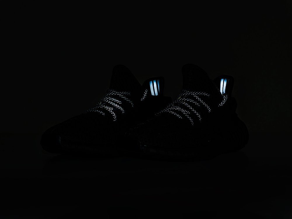 Кроссовки Adidas Yeezy 350 Boost v2 — изображение 7