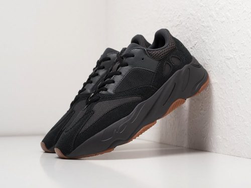 Кроссовки Adidas Yeezy Boost 700