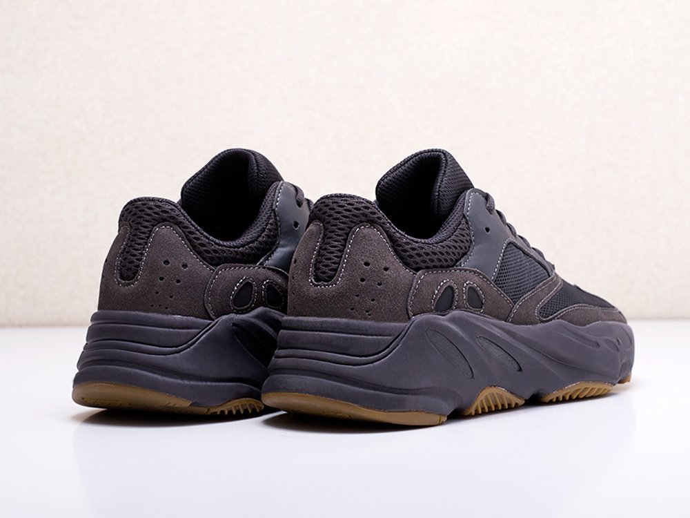 Кроссовки Adidas Yeezy Boost 700 — изображение 3