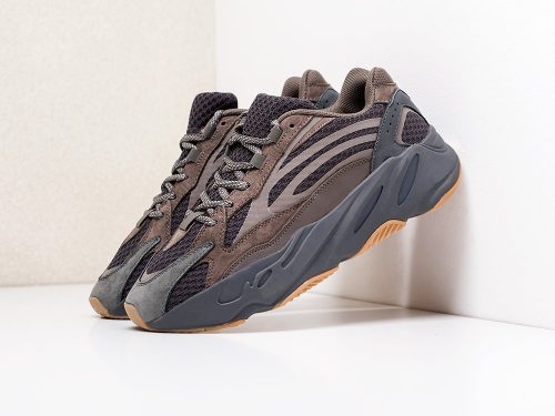 Кроссовки Adidas Yeezy Boost 700 v2
