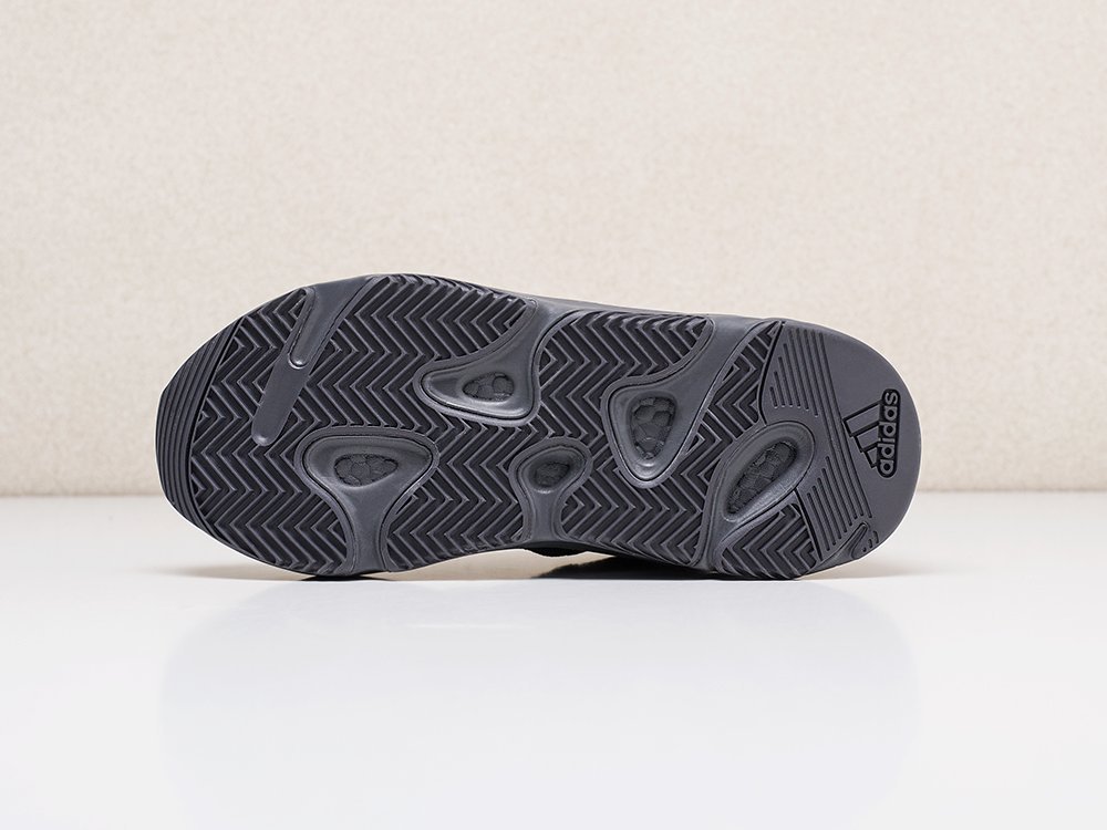 Кроссовки Adidas Yeezy Boost 700 v2 — изображение 4