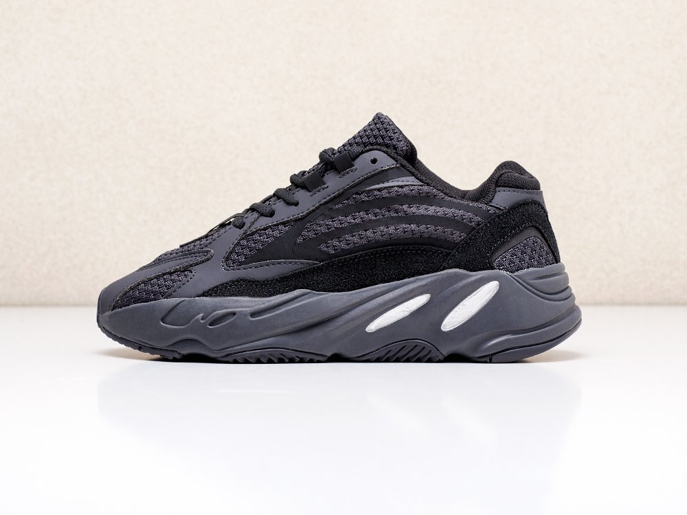 Кроссовки Adidas Yeezy Boost 700 v2 — изображение 5