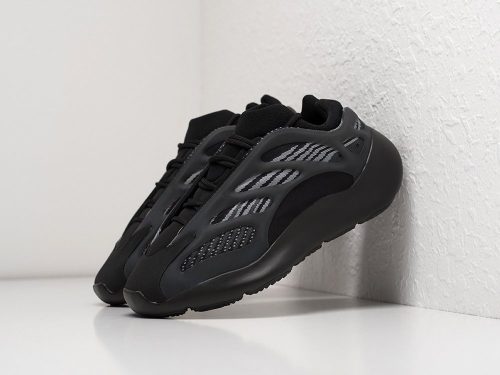 Кроссовки Adidas Yeezy Boost 700 v3