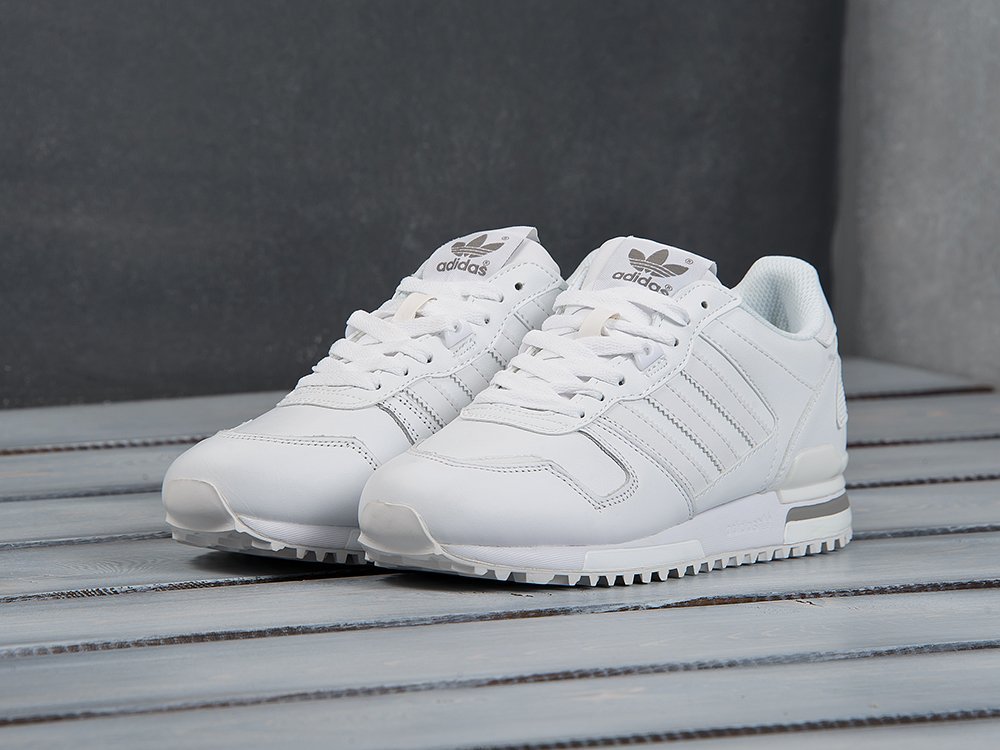 Кроссовки Adidas ZX 700 — изображение 8