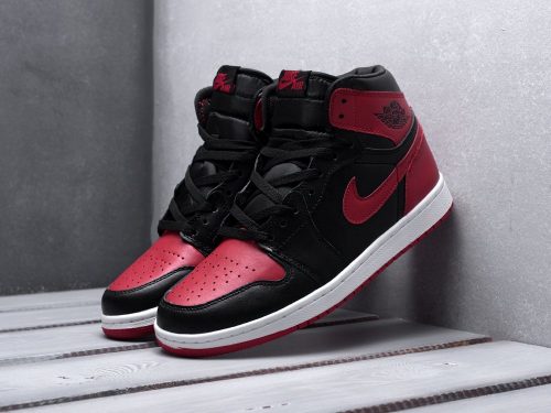 Кроссовки Nike Air Jordan 1