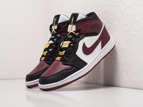 Кроссовки Nike Air Jordan 1