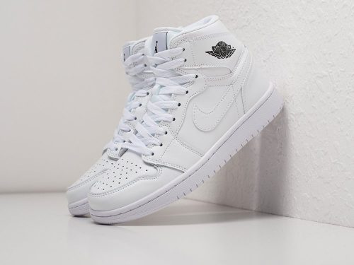 Кроссовки Nike Air Jordan 1