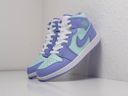 Кроссовки Nike Air Jordan 1