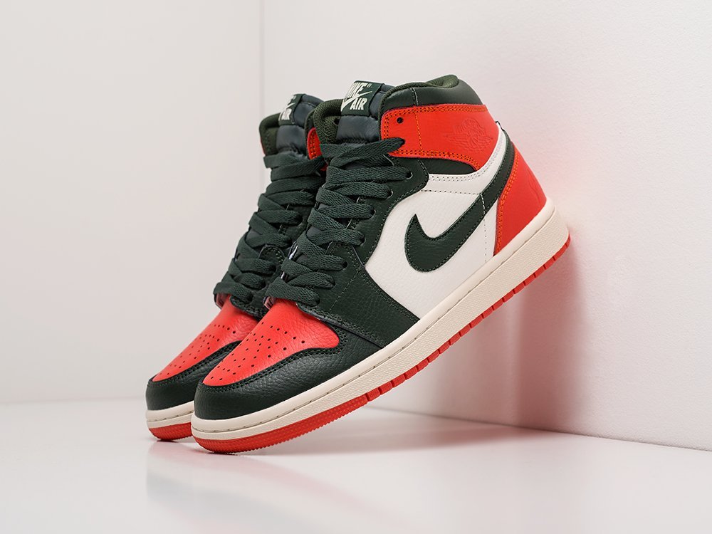 Кроссовки Nike Air Jordan 1