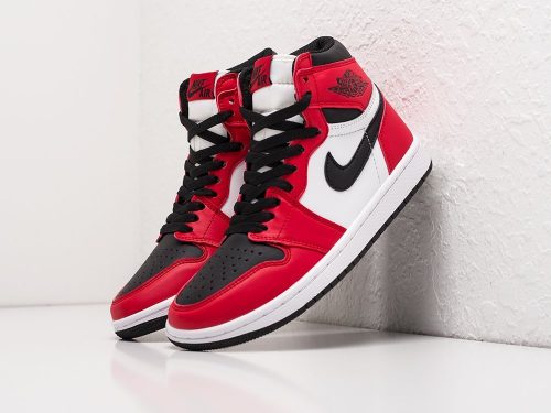 Кроссовки Nike Air Jordan 1