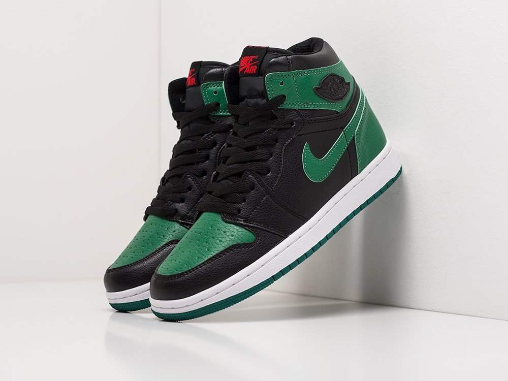 Кроссовки Nike Air Jordan 1
