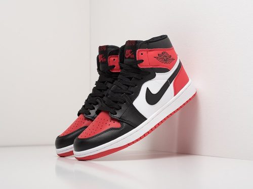 Кроссовки Nike Air Jordan 1