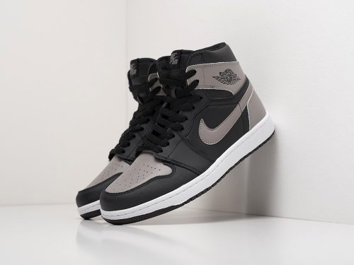 Кроссовки Nike Air Jordan 1