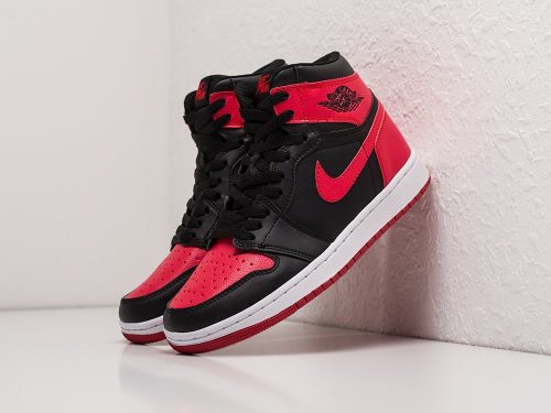 Кроссовки Nike Air Jordan 1