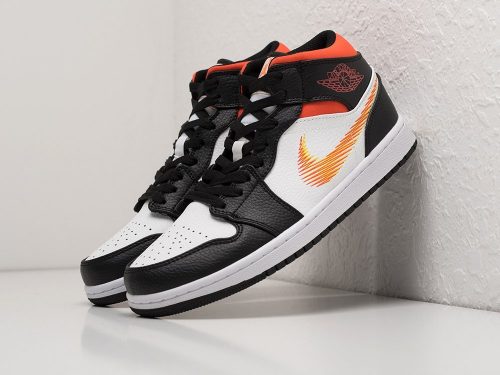 Кроссовки Nike Air Jordan 1