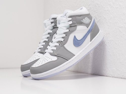 Кроссовки Nike Air Jordan 1