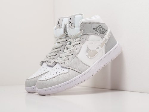 Кроссовки Nike Air Jordan 1