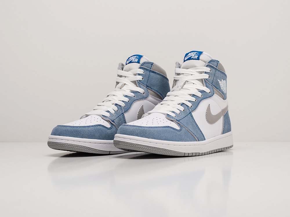 Кроссовки Nike Air Jordan 1 — изображение 2