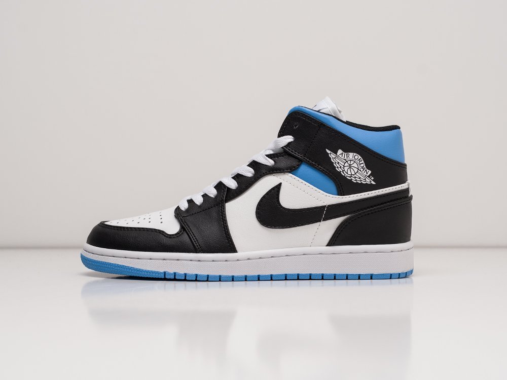 Кроссовки Nike Air Jordan 1 — изображение 2