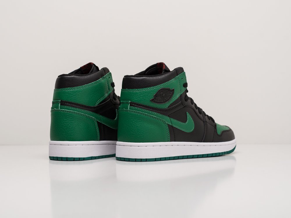 Кроссовки Nike Air Jordan 1 — изображение 3