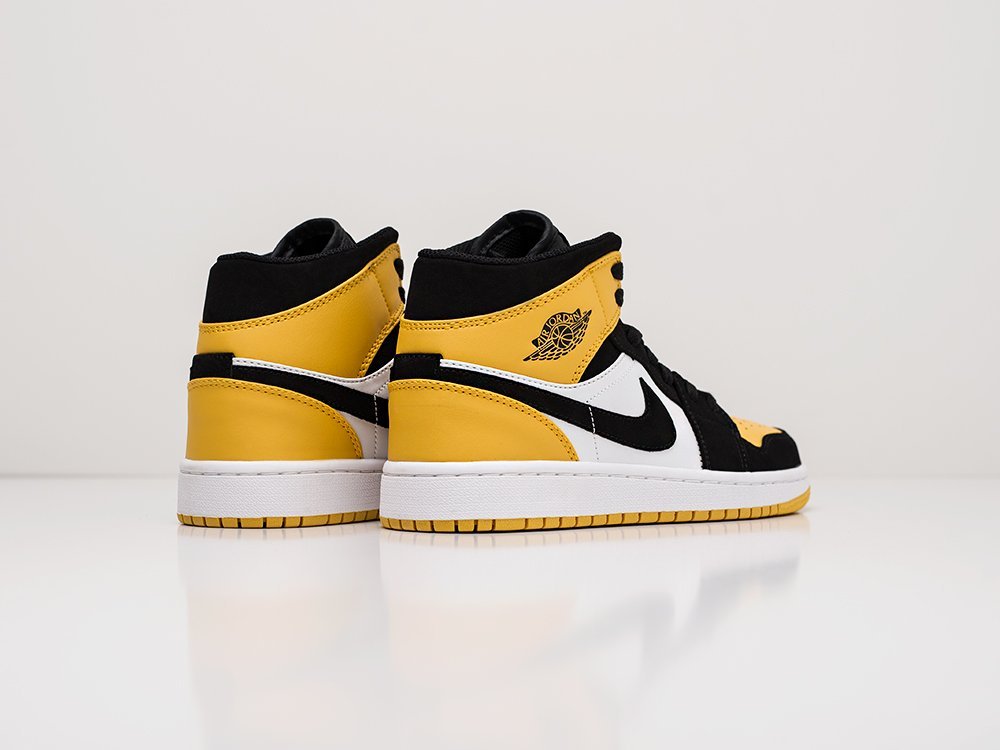 Кроссовки Nike Air Jordan 1 — изображение 3
