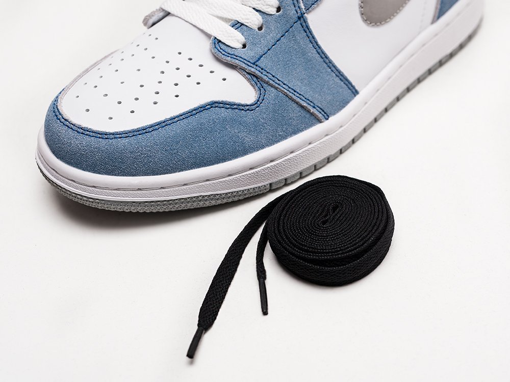 Кроссовки Nike Air Jordan 1 — изображение 7