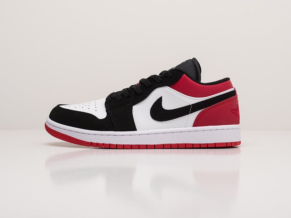 Кроссовки Nike Air Jordan 1 Low — изображение 2