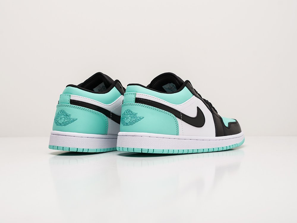 Кроссовки Nike Air Jordan 1 Low — изображение 4