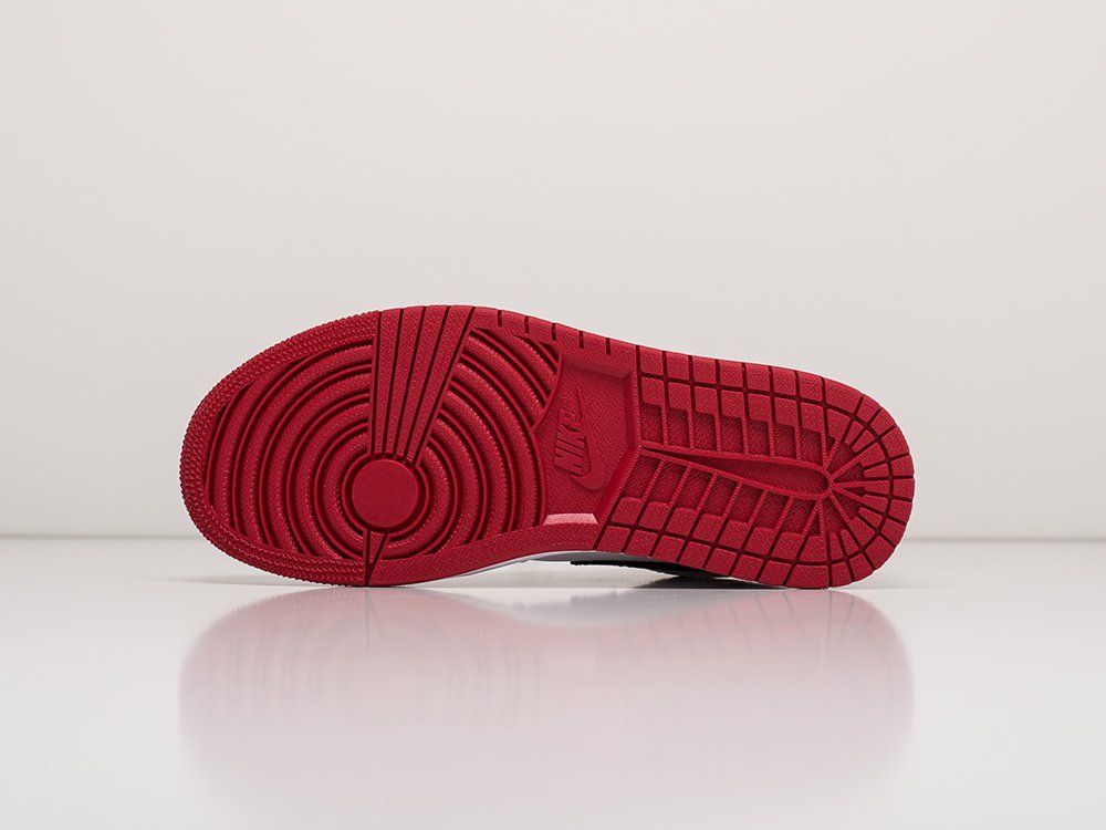 Кроссовки Nike Air Jordan 1 Low — изображение 5