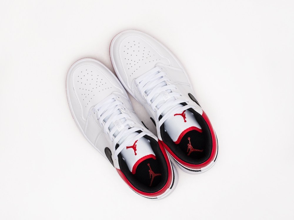 Кроссовки Nike Air Jordan 1 Low — изображение 6