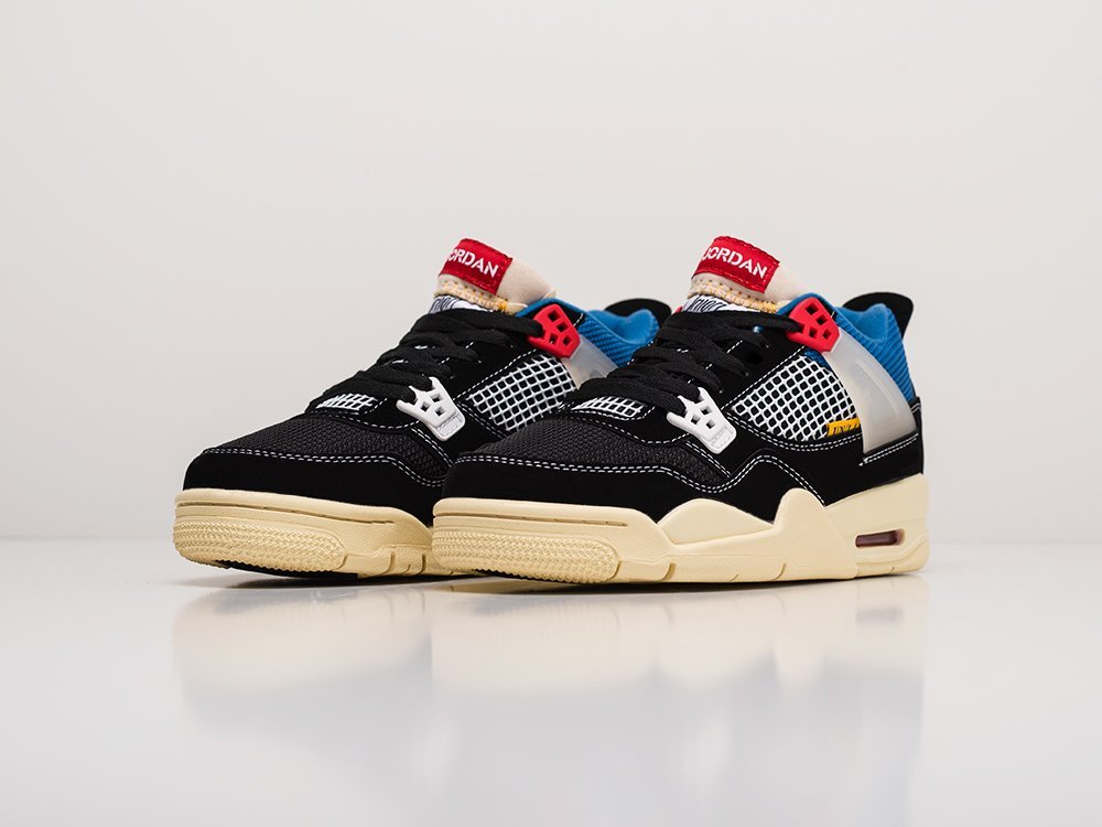 Кроссовки Nike Air Jordan 4 Retro — изображение 2