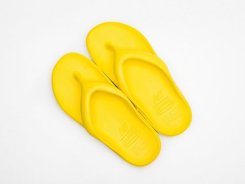 Сланцы New Balance